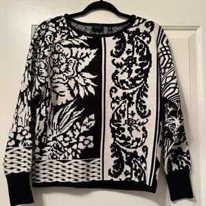 CYRUS | Monochrome Floral Black & White Knit Sweater Size S